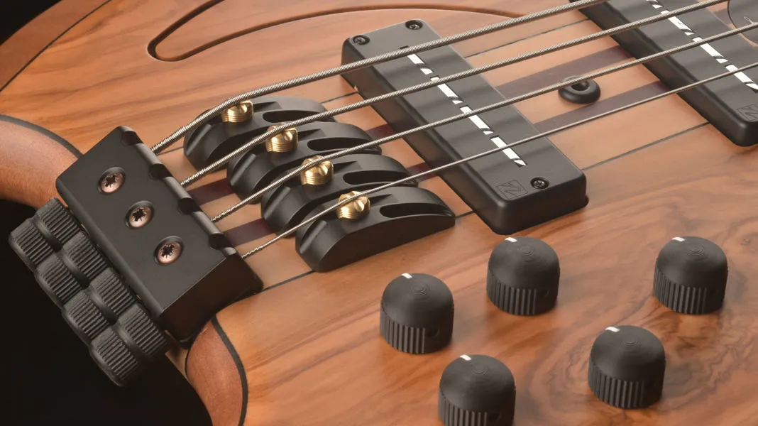 Zen - Top in Olive Wood - Natural