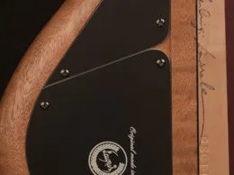 Zen - Top in Olive Wood - Natural